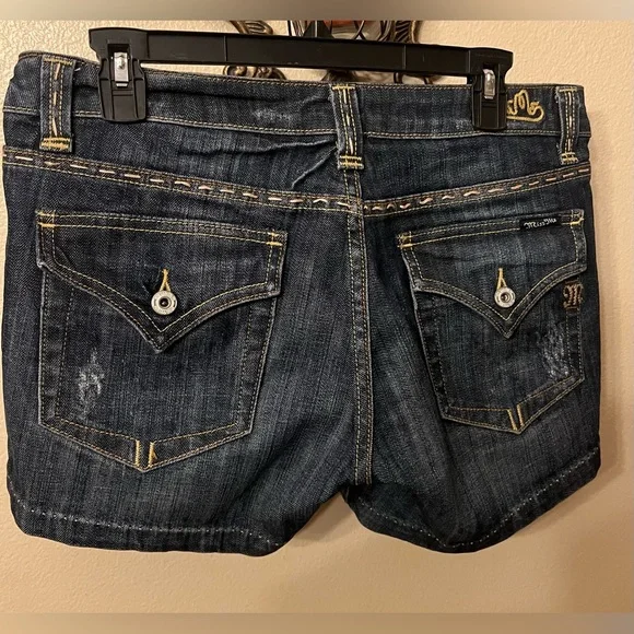 Vintage Miss Me Denim Shorts 
Size 31 - Picture 3 of 5